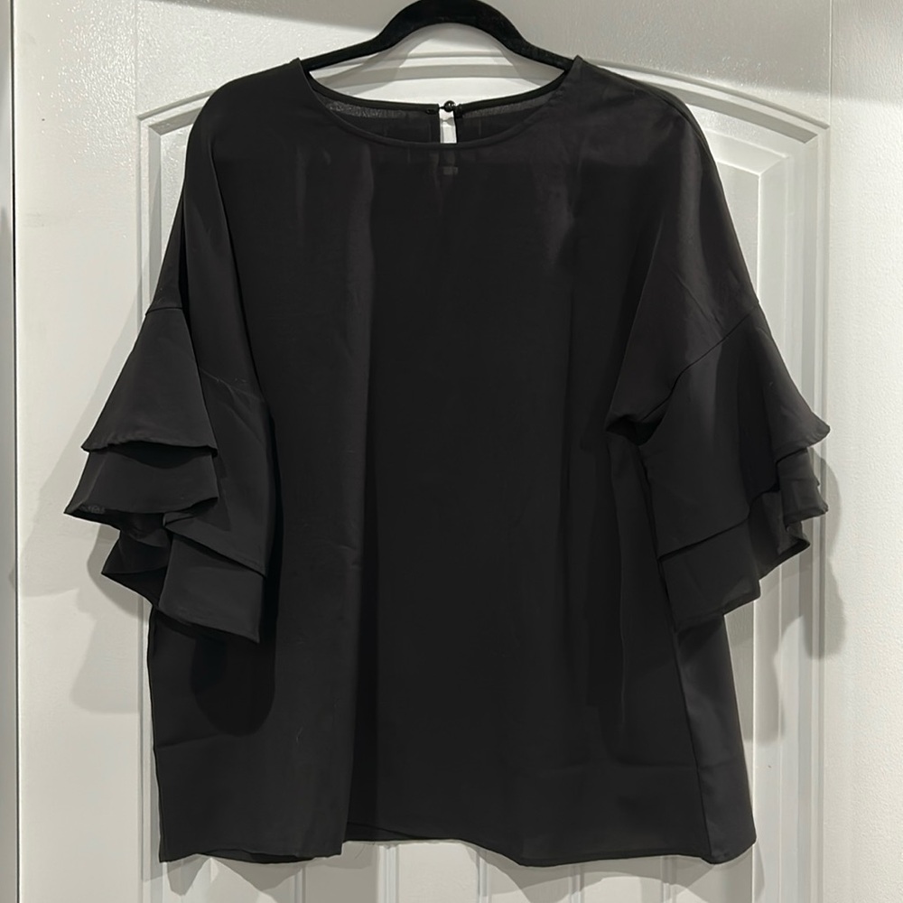 Flowy ruffle sleeve top
